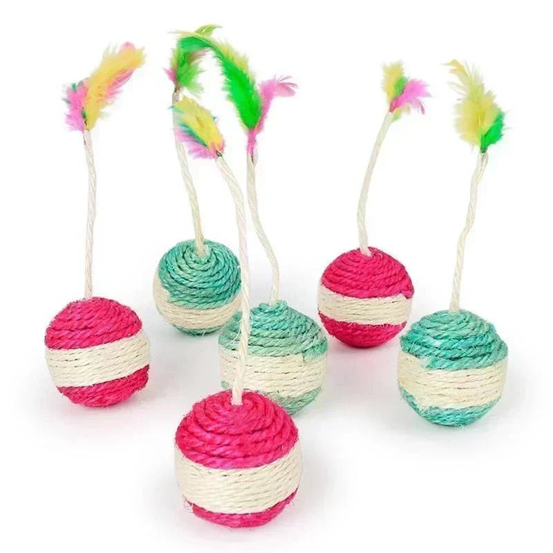 Cat toy: sisal scratching ball.