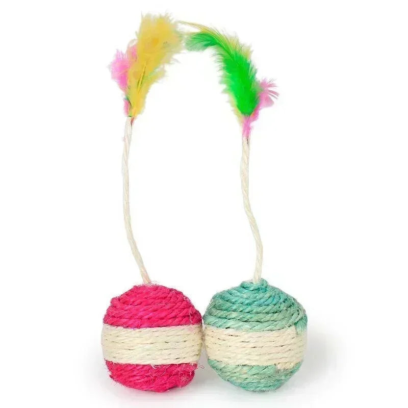 Cat toy: sisal scratching ball.