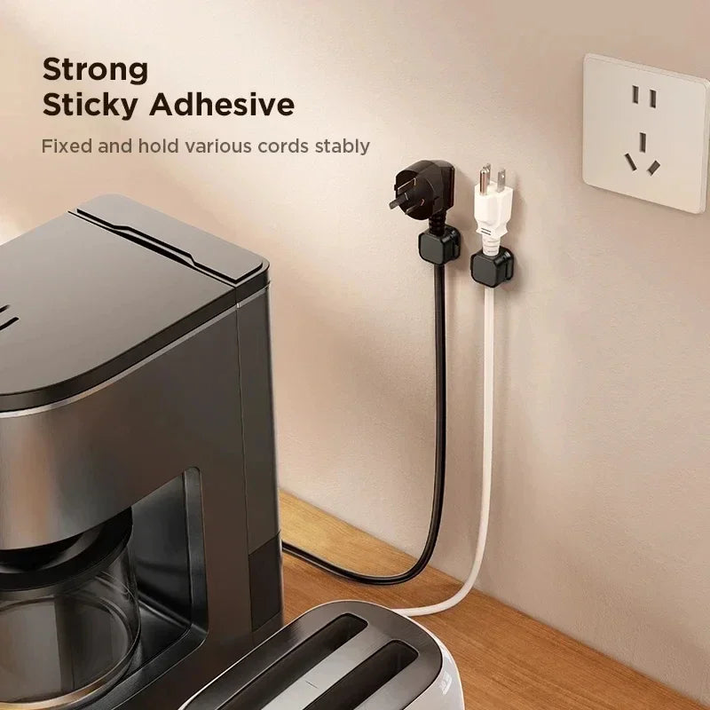 Magnetic cable clip